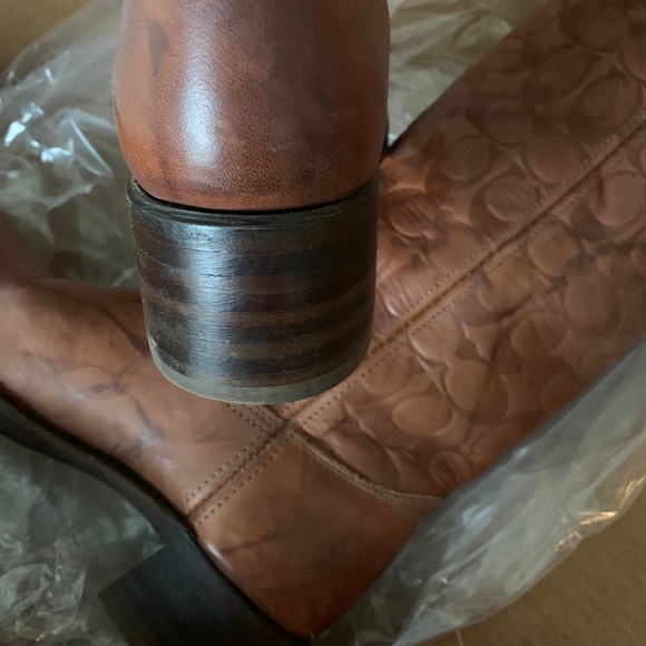 Frye Coach Campus Boots - Picture 9 of 15